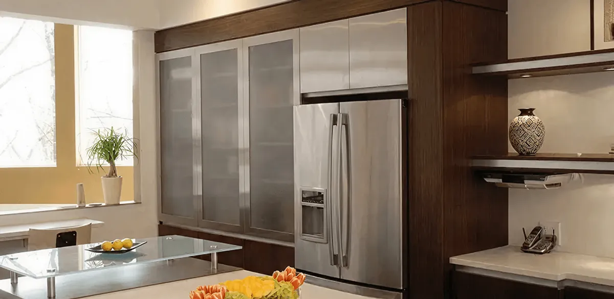 Cabinet door replacement and modern kitchen cabinet upgrade in Saint Petersburg, FL